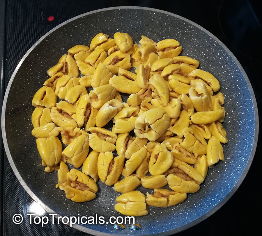 Akee fruit on a plate